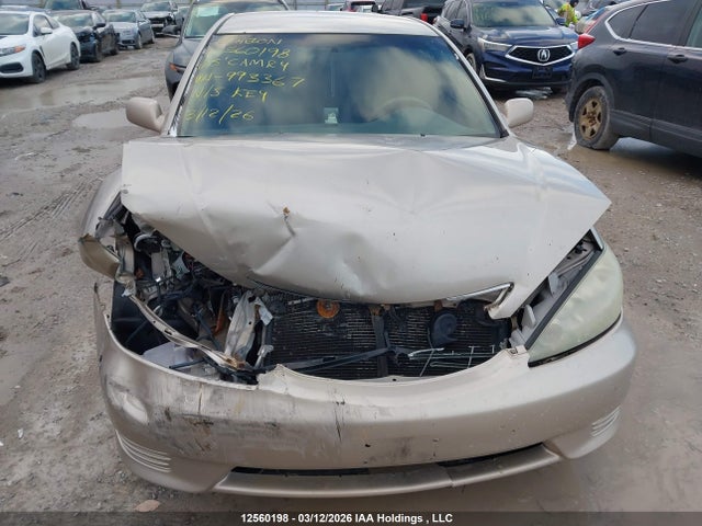12560198 :رقم المزاد ، 4T1BE32K15U993367 vin ، 2005 Toyota Camry Le/xle/se مزاد بيع