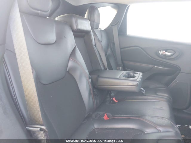 1C4PJMBX6MD118498 Jeep Cherokee Trailhawk