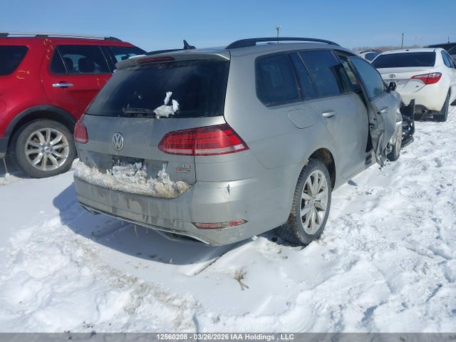 3VW217AU4JM763747 Volkswagen Golf Sportwagen 1.8 Tsi Comfortline/1.8 Tsi Trendline