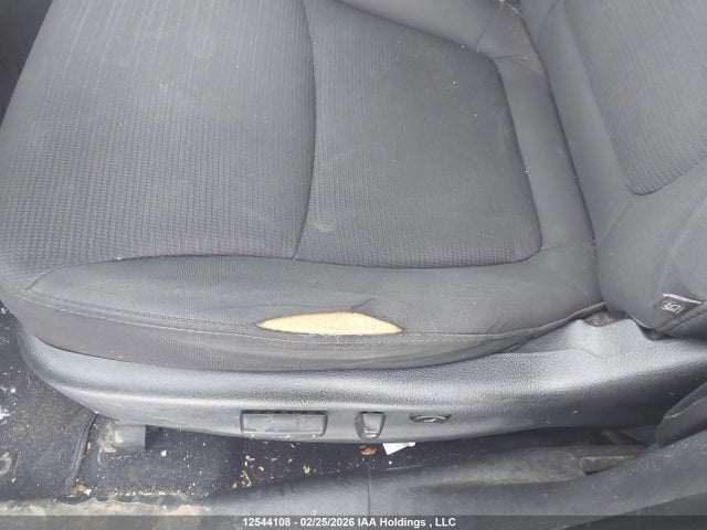5XYKTDA72EG504327 KIA Sorento Lx V6