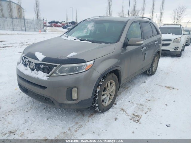 5XYKTDA72EG504327 KIA Sorento Lx V6