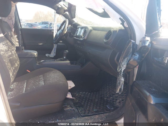 5TFCZ5AN4KX211786 Toyota Tacoma Double Cab/sr/sr5/trd Sport/trd Off Road/trd Pro