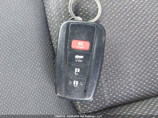 5YFB4MBEXMP058643 Toyota COROLLA SE