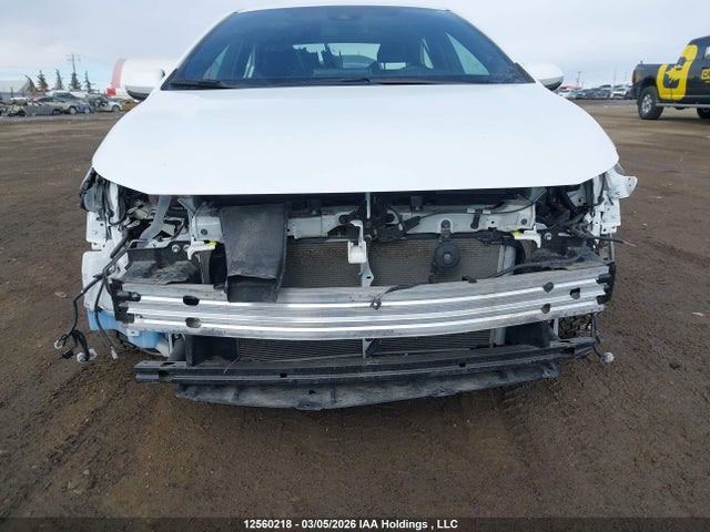 5YFB4MBEXMP058643 Toyota COROLLA SE