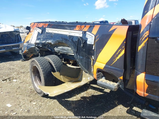 1FT8W4DM7SEC44126 Ford F-450 Lariat
