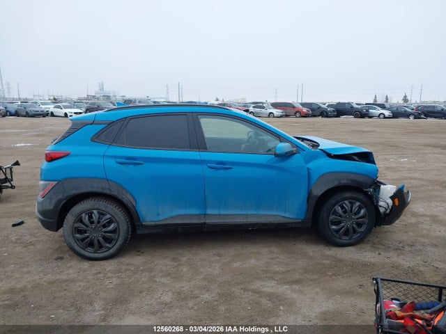 12560268 :رقم المزاد ، KM8K1CAB9NU896785 vin ، 2022 Hyundai Kona Se مزاد بيع