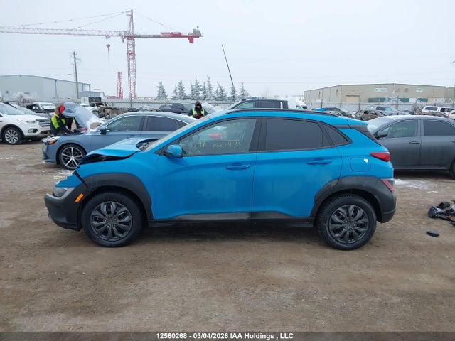 12560268 :رقم المزاد ، KM8K1CAB9NU896785 vin ، 2022 Hyundai Kona Se مزاد بيع