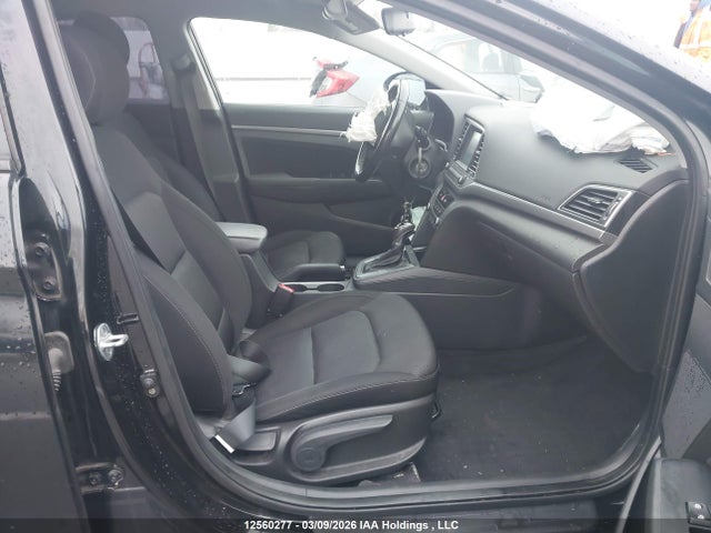 KMHD84LF5HU289975 Hyundai Elantra