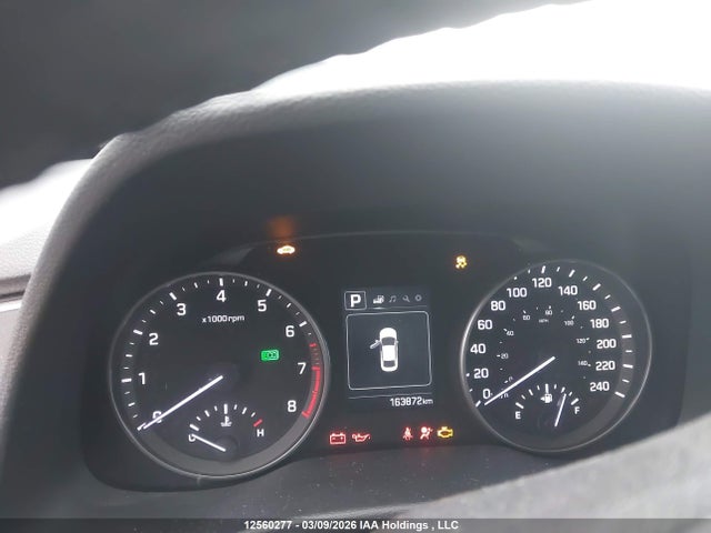 KMHD84LF5HU289975 Hyundai Elantra