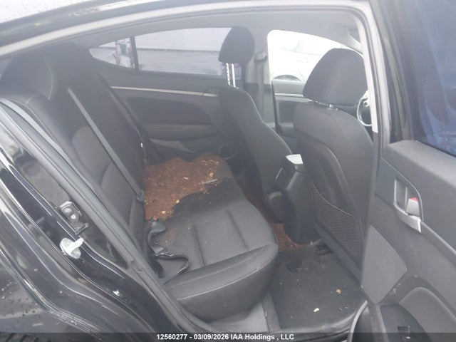 KMHD84LF5HU289975 Hyundai Elantra