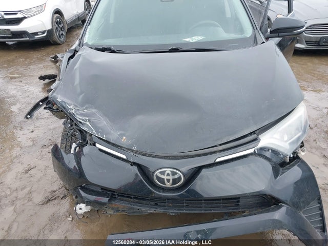 2T3BFREVXHW539801 Toyota RAV4 LE