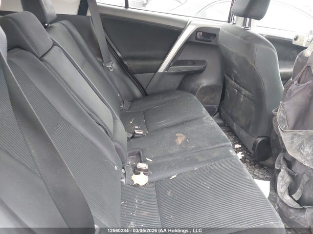 2T3BFREVXHW539801 Toyota RAV4 LE