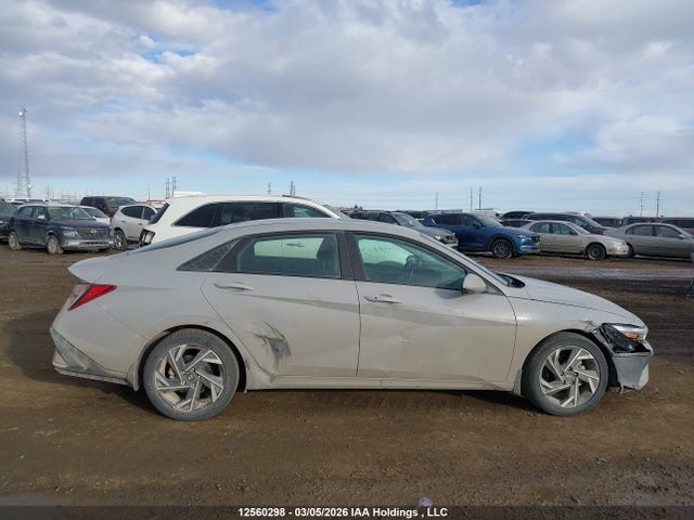 KMHLM4DG2RU827130 Hyundai ELANTRA SEL