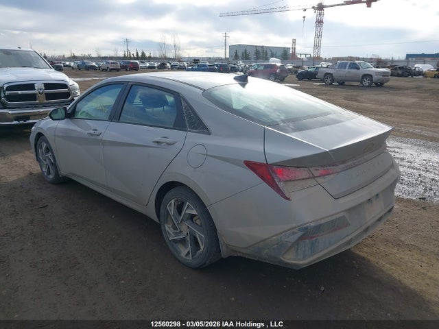 KMHLM4DG2RU827130 Hyundai ELANTRA SEL