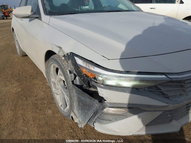 KMHLM4DG2RU827130 Hyundai ELANTRA SEL