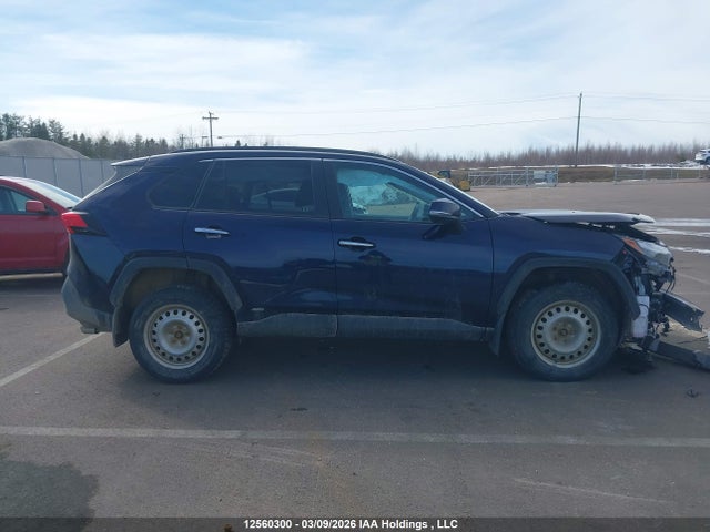 Продажа на аукционе авто 2023 Toyota Rav4 Hybrid Limited, vin: 2T3DWRFVXPW177295, номер лота: 12560300