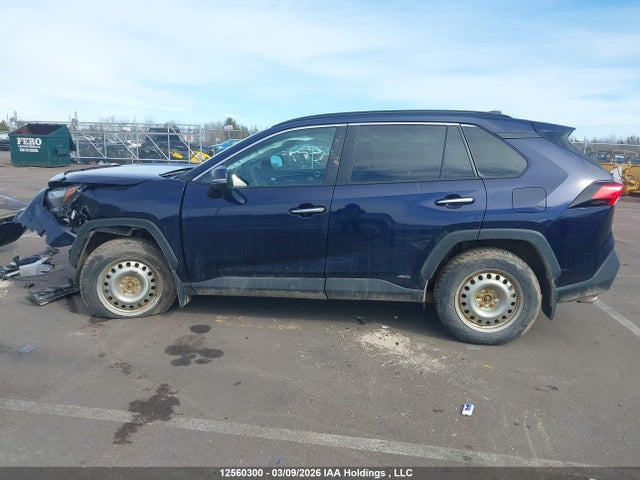 Продажа на аукционе авто 2023 Toyota Rav4 Hybrid Limited, vin: 2T3DWRFVXPW177295, номер лота: 12560300