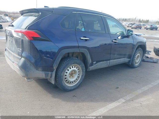 Продажа на аукционе авто 2023 Toyota Rav4 Hybrid Limited, vin: 2T3DWRFVXPW177295, номер лота: 12560300