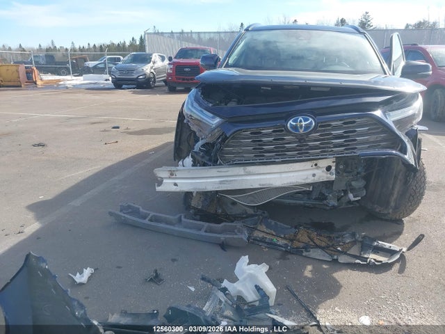 Продажа на аукционе авто 2023 Toyota Rav4 Hybrid Limited, vin: 2T3DWRFVXPW177295, номер лота: 12560300
