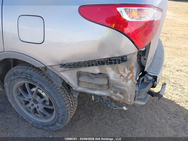 12560351 :رقم المزاد ، KM8NUDCC0BU142332 vin ، 2011 Hyundai Veracruz Gls مزاد بيع