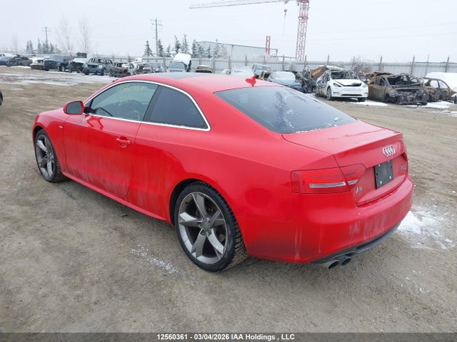 12560361 :رقم المزاد ، WAUSFBFR0BA076952 vin ، 2011 Audi A5 2.0t Premium مزاد بيع