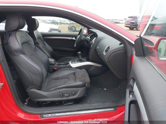 12560361 :رقم المزاد ، WAUSFBFR0BA076952 vin ، 2011 Audi A5 2.0t Premium مزاد بيع