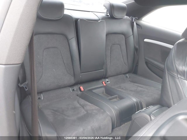 12560361 :رقم المزاد ، WAUSFBFR0BA076952 vin ، 2011 Audi A5 2.0t Premium مزاد بيع
