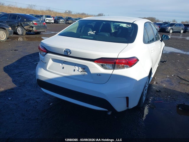 12560365 :رقم المزاد ، 5YFBPMBE7NP317453 vin ، 2022 Toyota Corolla Le مزاد بيع