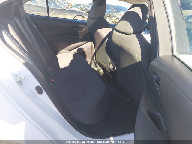 12560365 :رقم المزاد ، 5YFBPMBE7NP317453 vin ، 2022 Toyota Corolla Le مزاد بيع