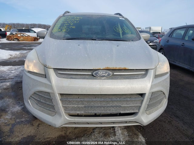 2015 Ford Escape Se მანქანა იყიდება აუქციონზე, vin: 1FMCU9G99FUC49131, აუქციონის ნომერი: 12560389