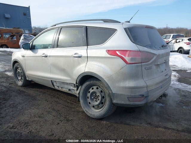 2015 Ford Escape Se მანქანა იყიდება აუქციონზე, vin: 1FMCU9G99FUC49131, აუქციონის ნომერი: 12560389