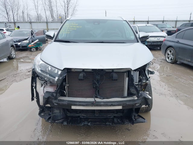 5TDJZRFHXKS627266 Toyota Highlander Xle