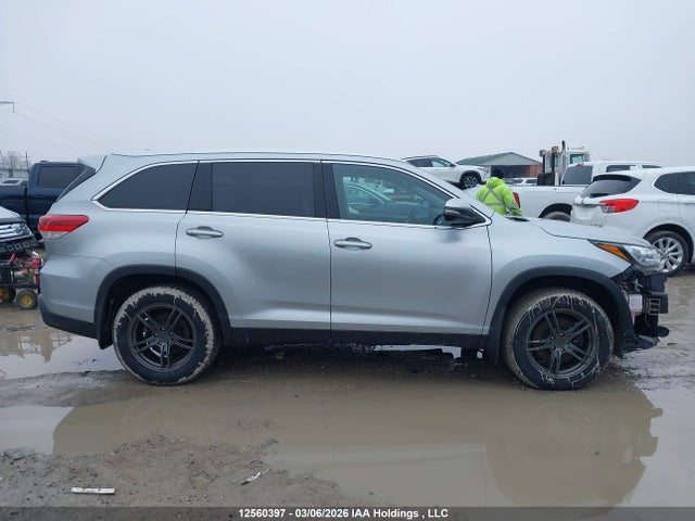 5TDJZRFHXKS627266 Toyota Highlander Xle