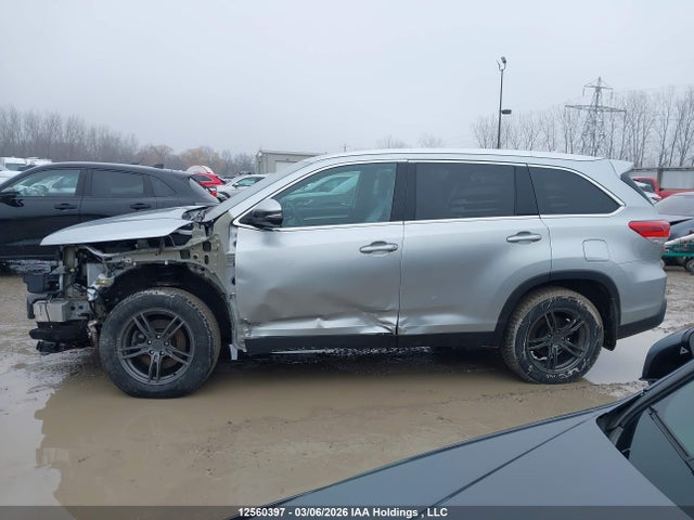 5TDJZRFHXKS627266 Toyota Highlander Xle