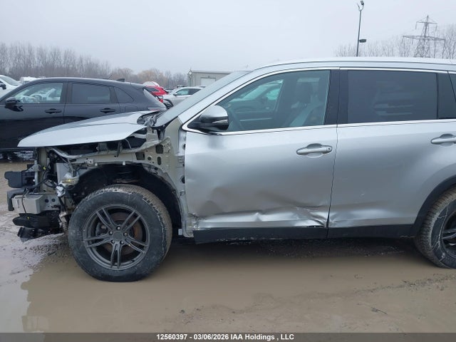 5TDJZRFHXKS627266 Toyota Highlander Xle