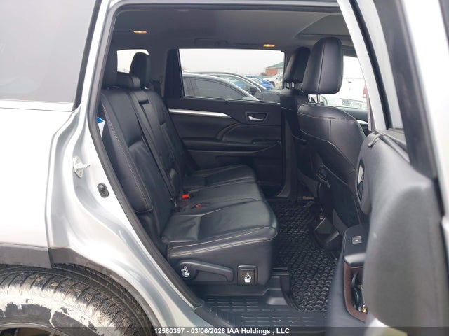 5TDJZRFHXKS627266 Toyota Highlander Xle