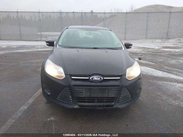 1FADP3F2XEL364395 Ford FOCUS SE