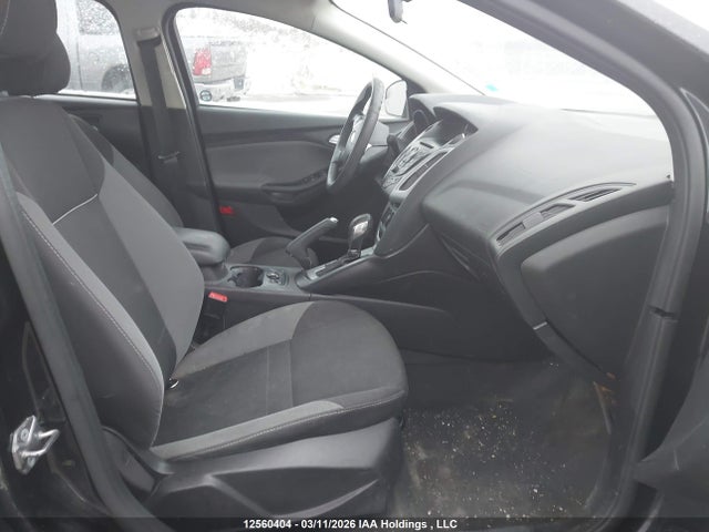1FADP3F2XEL364395 Ford FOCUS SE