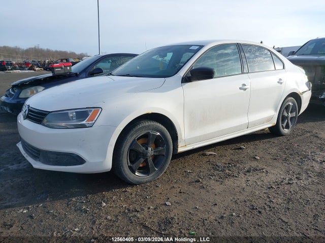 12560405 :رقم المزاد ، 3VW2K7AJ3DM377313 vin ، 2013 Volkswagen Jetta 2.0l Trendline/2.0l Trendline+ مزاد بيع