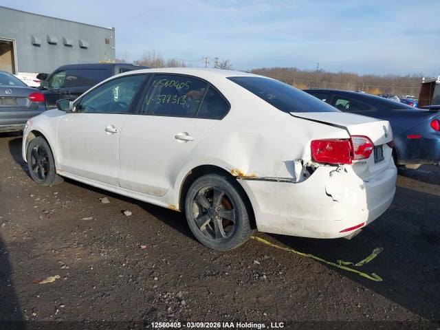 12560405 :رقم المزاد ، 3VW2K7AJ3DM377313 vin ، 2013 Volkswagen Jetta 2.0l Trendline/2.0l Trendline+ مزاد بيع