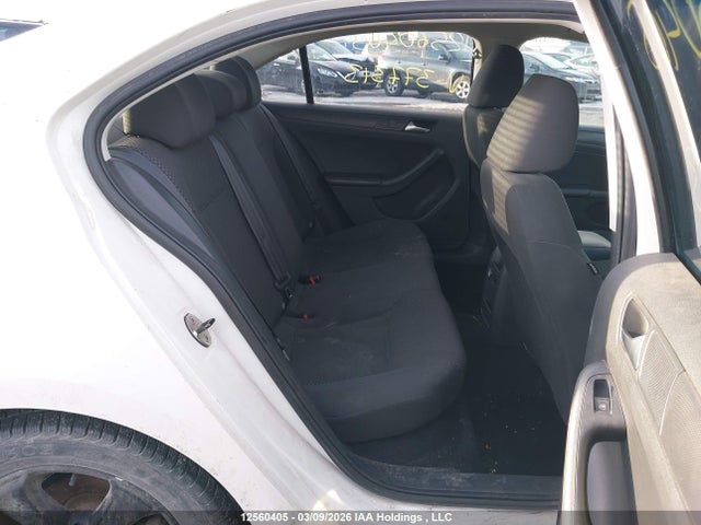 12560405 :رقم المزاد ، 3VW2K7AJ3DM377313 vin ، 2013 Volkswagen Jetta 2.0l Trendline/2.0l Trendline+ مزاد بيع