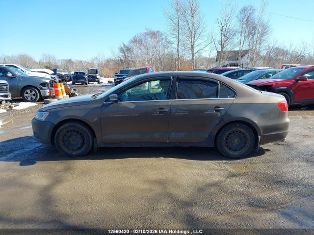 3VWG07AJ9EM395375 Volkswagen JETTA SEL