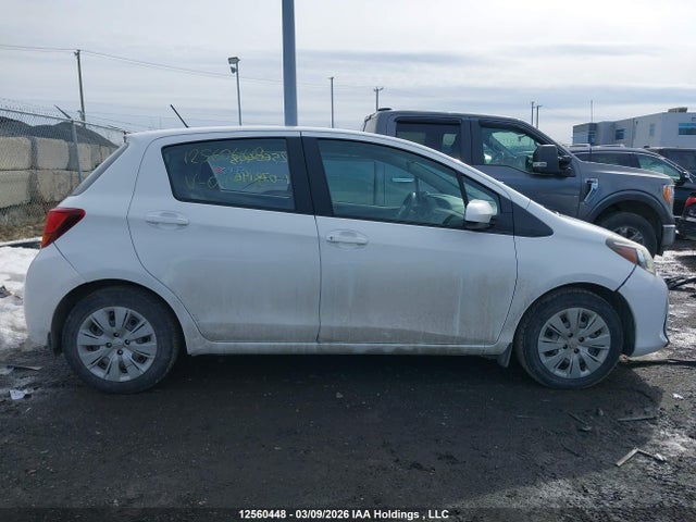 12560448 :رقم المزاد ، VNKKTUD31HA078196 vin ، 2017 Toyota Yaris مزاد بيع