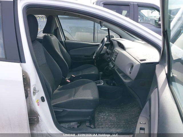 12560448 :رقم المزاد ، VNKKTUD31HA078196 vin ، 2017 Toyota Yaris مزاد بيع