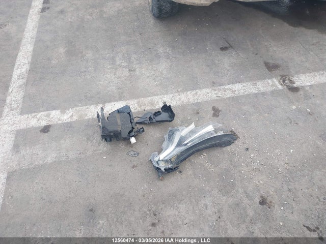 12560474 :رقم المزاد ، 2T3BFREV9JW830909 vin ، 2018 Toyota Rav4 Le مزاد بيع