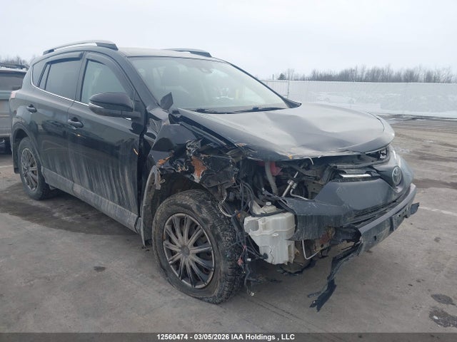 12560474 :رقم المزاد ، 2T3BFREV9JW830909 vin ، 2018 Toyota Rav4 Le مزاد بيع