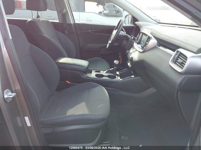 5XYPGDA39KG468591 KIA Sorento