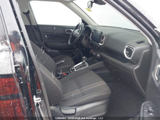 12560483 :رقم المزاد ، KMHRC8A36PU223504 vin ، 2023 Hyundai Venue Preferred مزاد بيع