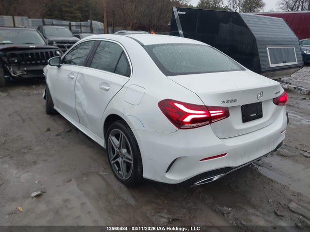 W1K3G4FB8LJ207068 Mercedes-Benz A 220 4matic