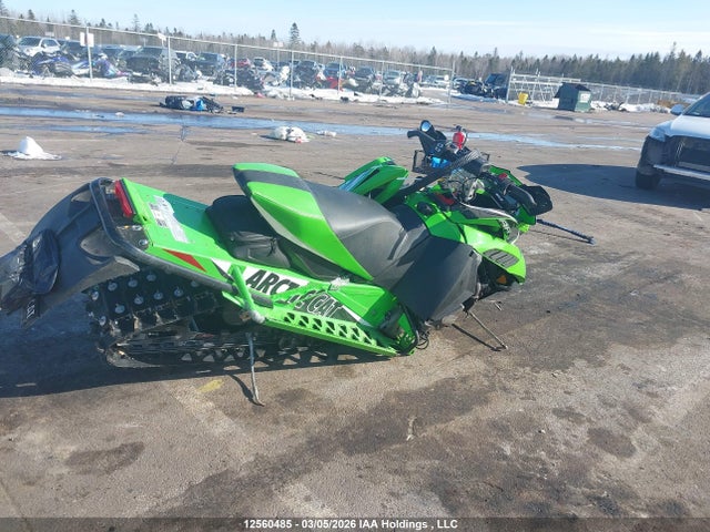 4UF14SNW3ET124277 Arctic Cat Arctic Cat